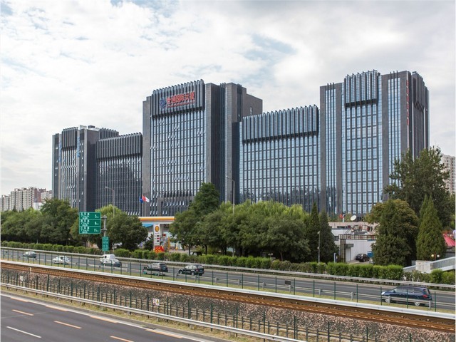 广东VR/AR眼镜碳纤维热压机赛柏敦制造